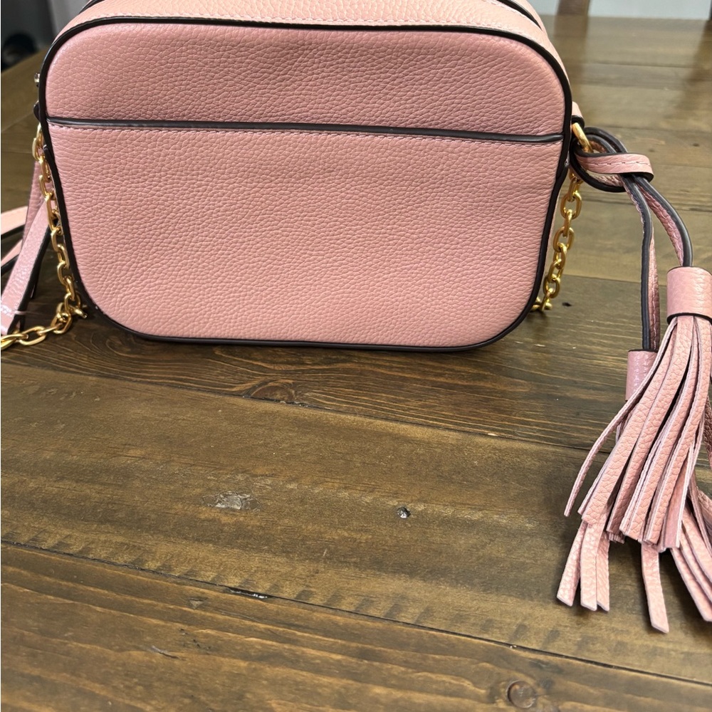 Tory Burch McGraw Camera Bag in Blush Pink - Picture 4 of 9